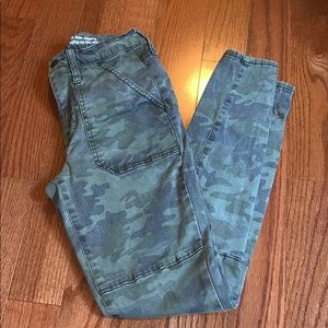 CAMO JEANS